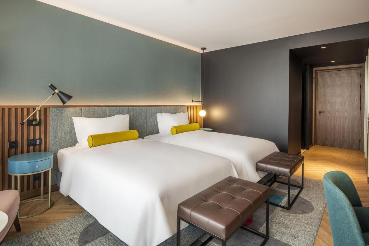Renaissance Porto Lapa Hotel Kültér fotó Deluxe room